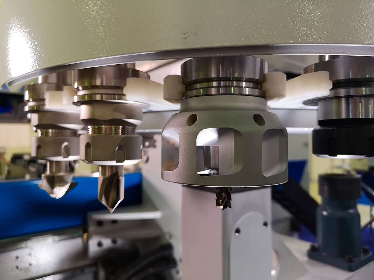 Зміна інструменту