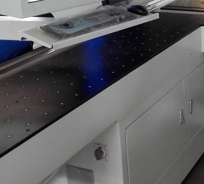 Air Cushion Work Table