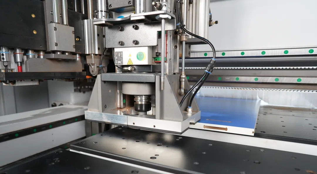 Vertical milling clamp