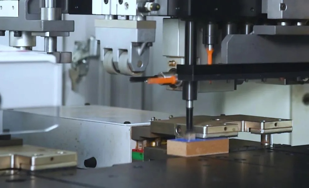 Minimum workpiece size