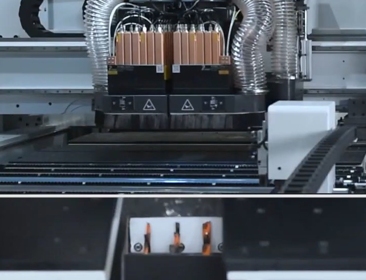 Drilling head of the KDT KD-812A machine