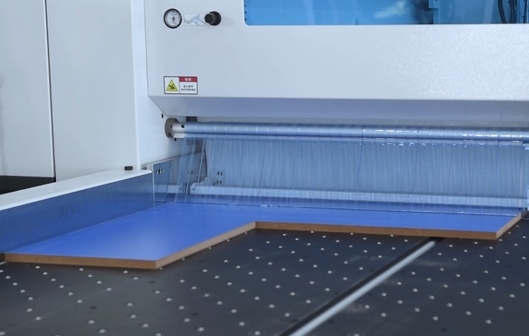 Vystřihněte dvě různé velikosti