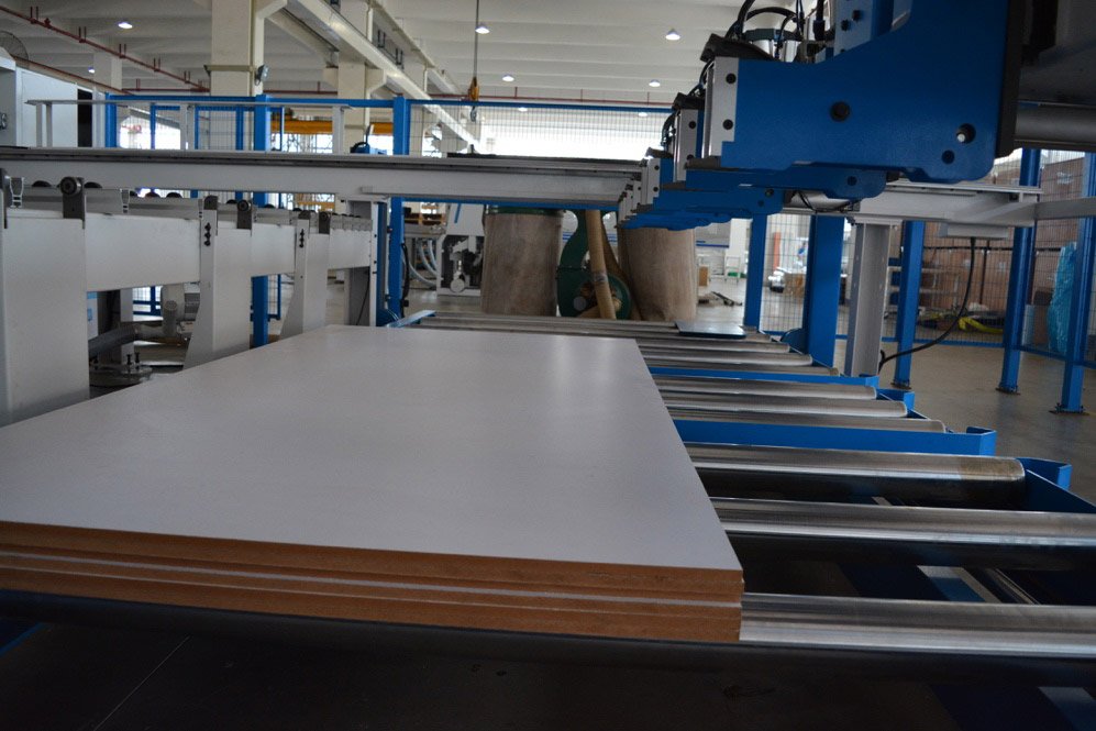 Automatické zadní nakládání