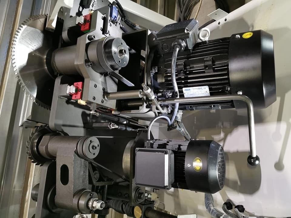 saw frequency adjustment