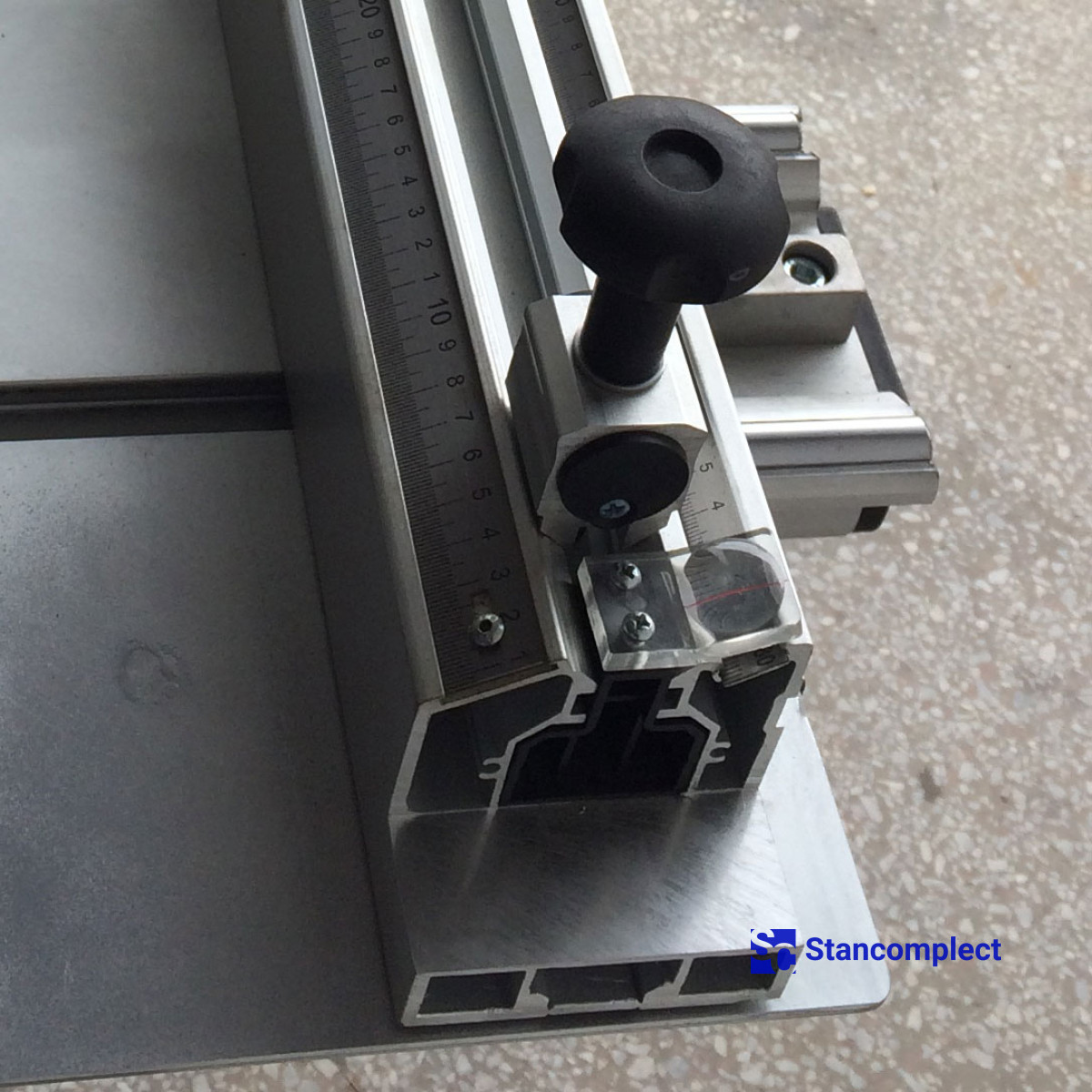 Telescopic ruler 84x76 mm for sliding table saw complete with folding stops