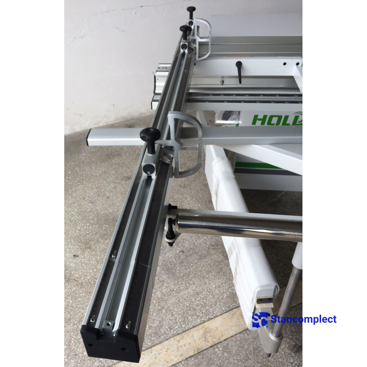 Telescopic ruler 84x76 mm for sliding table saw complete with folding stops