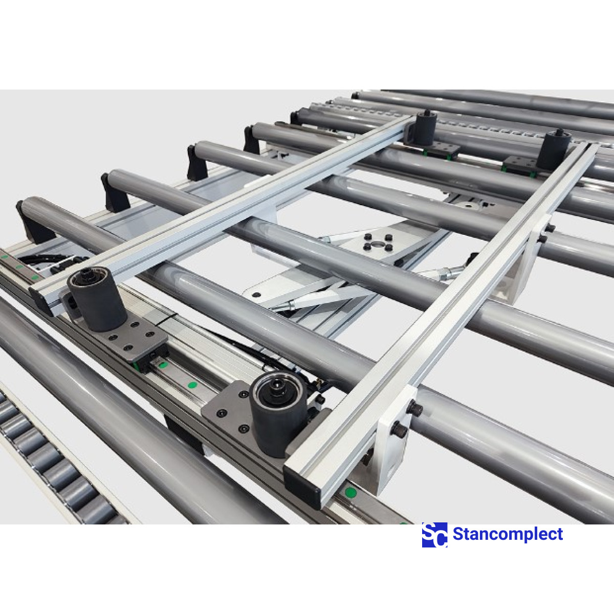 Roller conveyor with positioning mechanism KDT KHC-333M for door lines