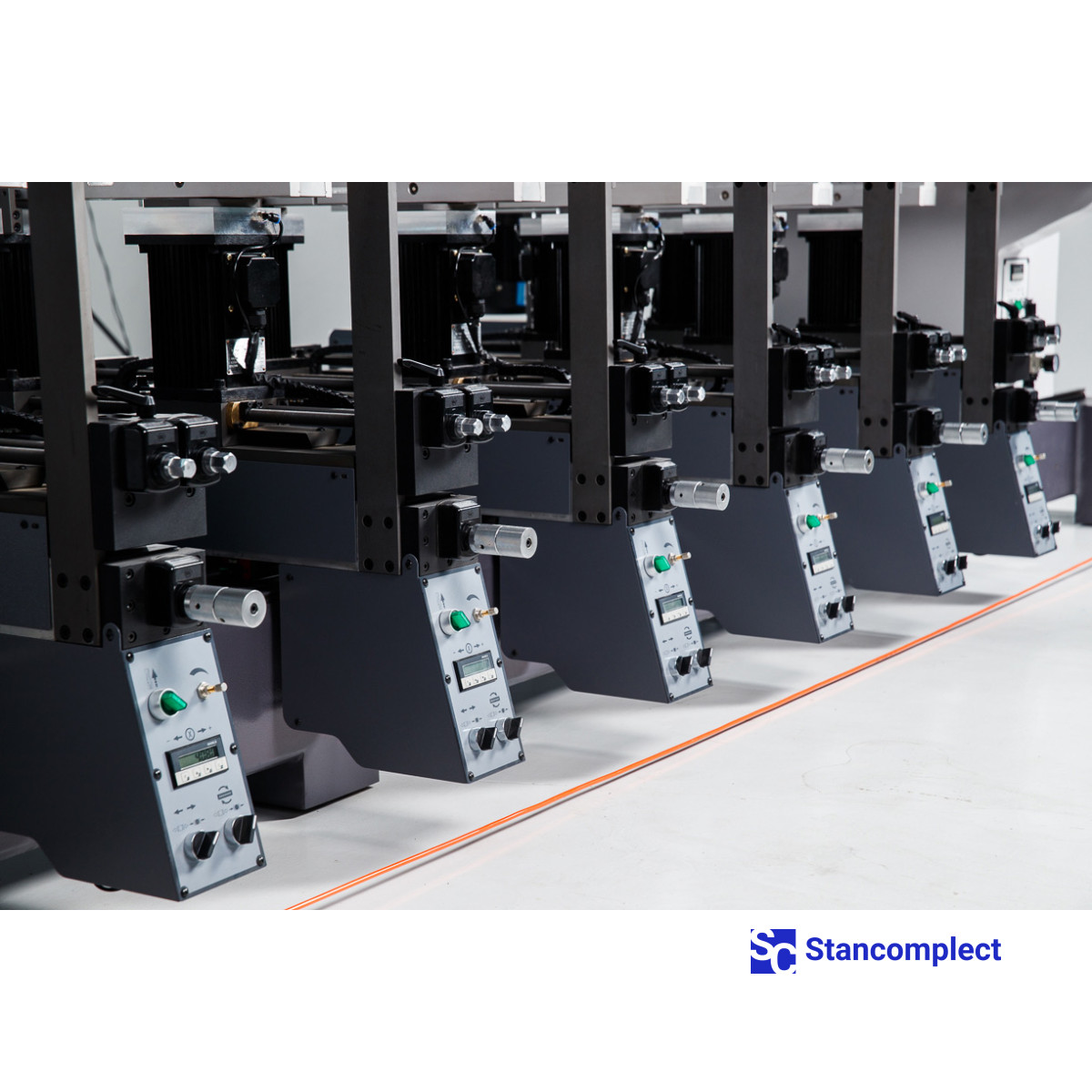 Drilling machine KDT-6062 (6 vertical groups + 2 horizontal)