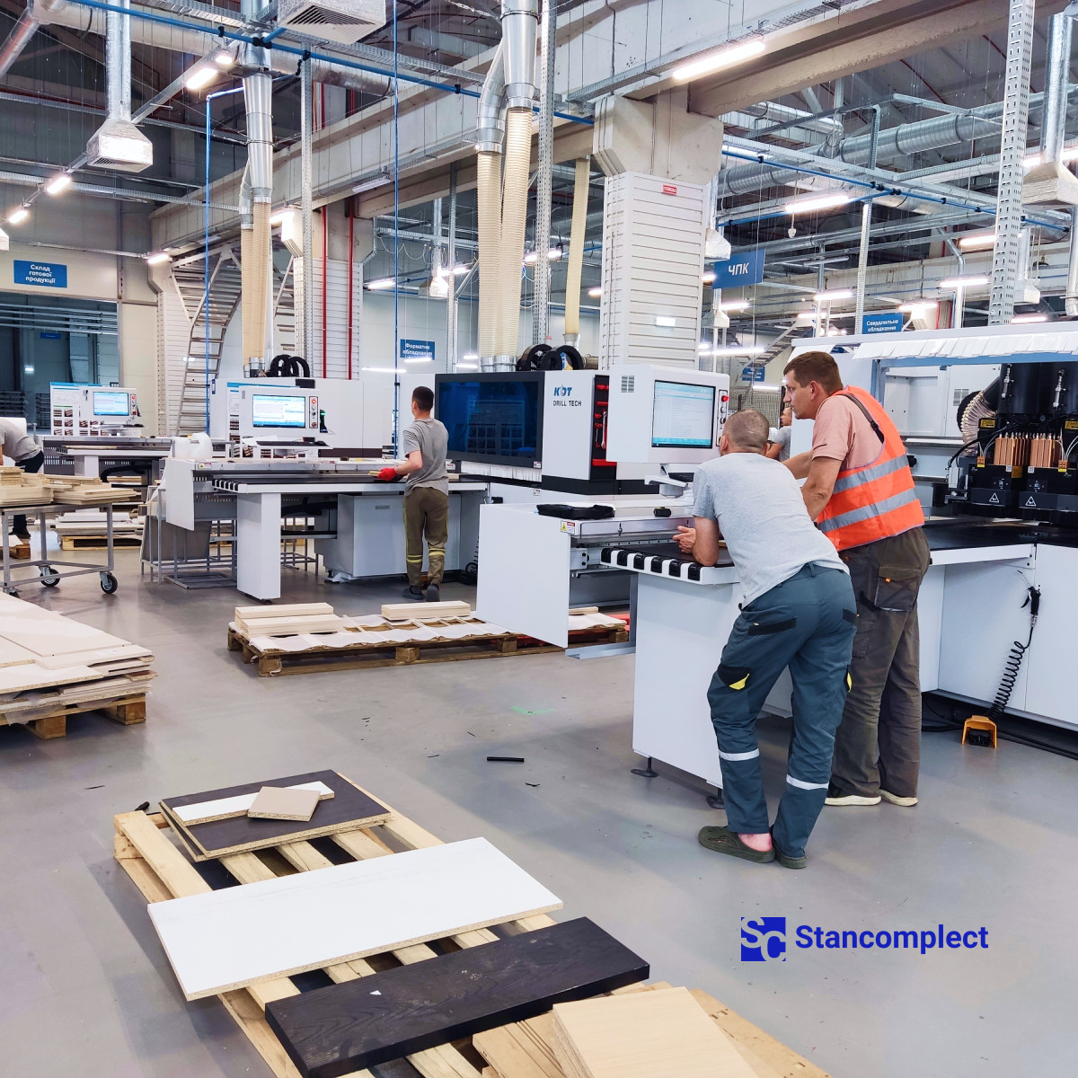 CNC Drilling Center KD-612NHS with three drilling groups (2 top + 1 bottom + milling + grooving saw)