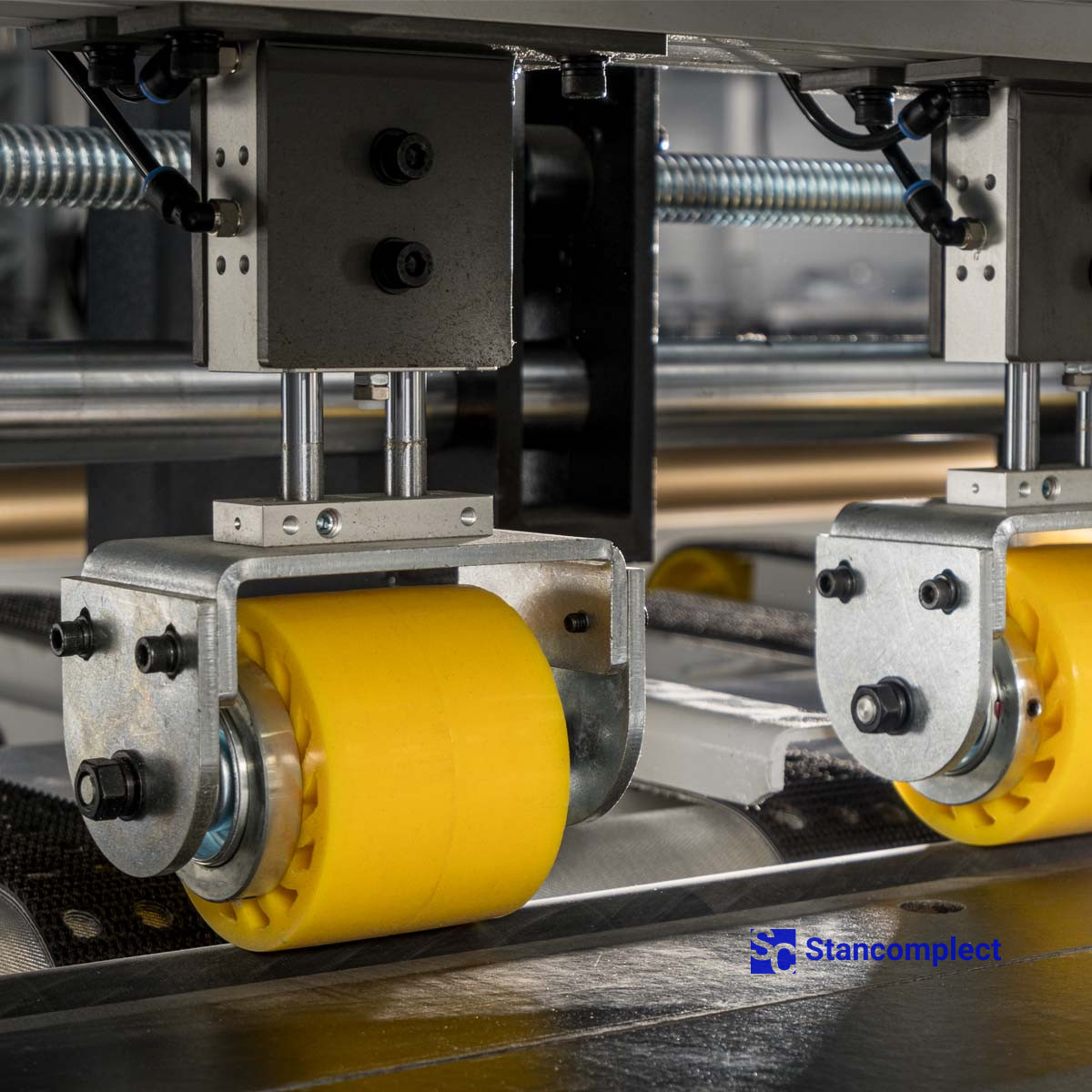 Cardboard Box Making Machine KDT WG8C1H4P4 for fanfold corrugated cardboard