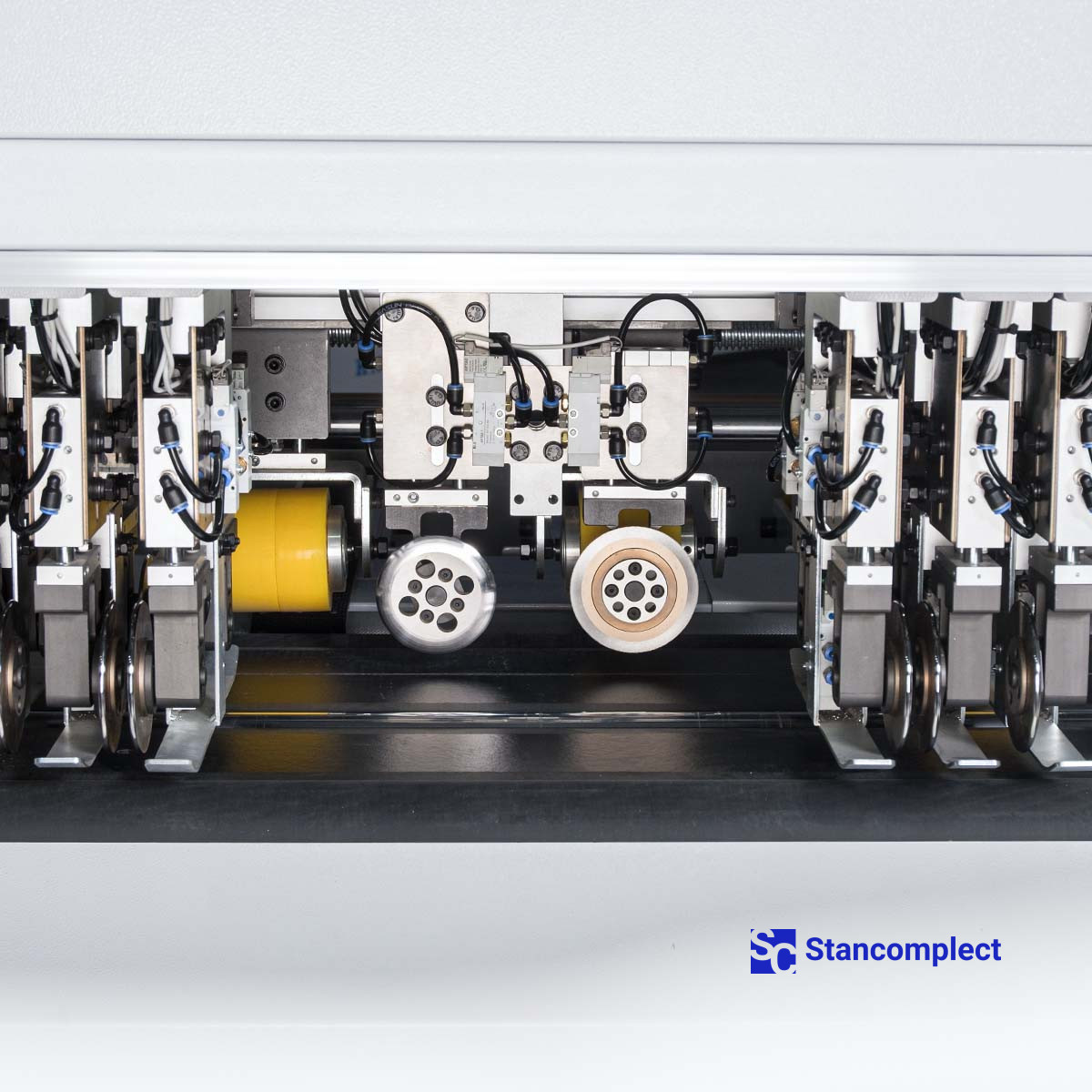 Cardboard Box Making Machine KDT WG8C1H4P4 for fanfold corrugated cardboard