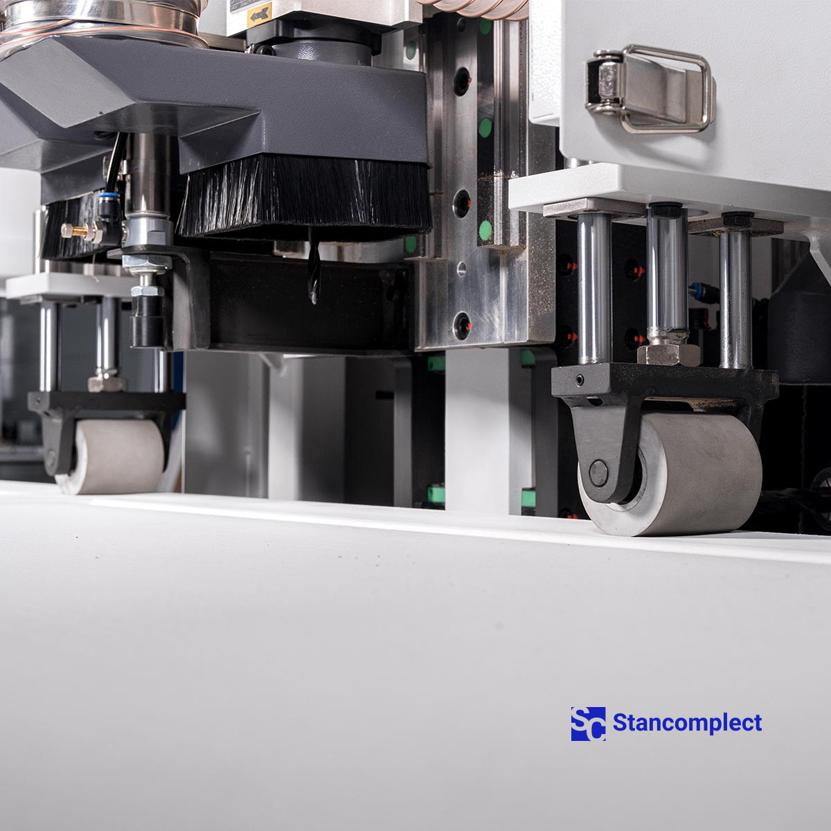 KHM-606 CNC Milling Machine for Lock, Hinge and Keyhole