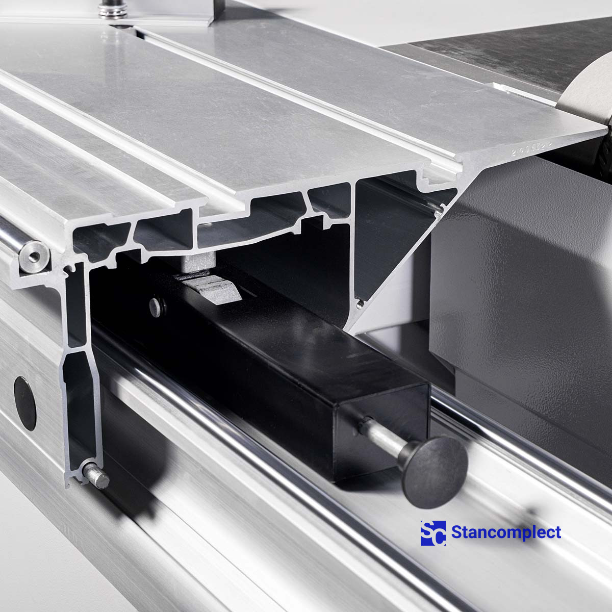 Sliding table panel saw KS-132C