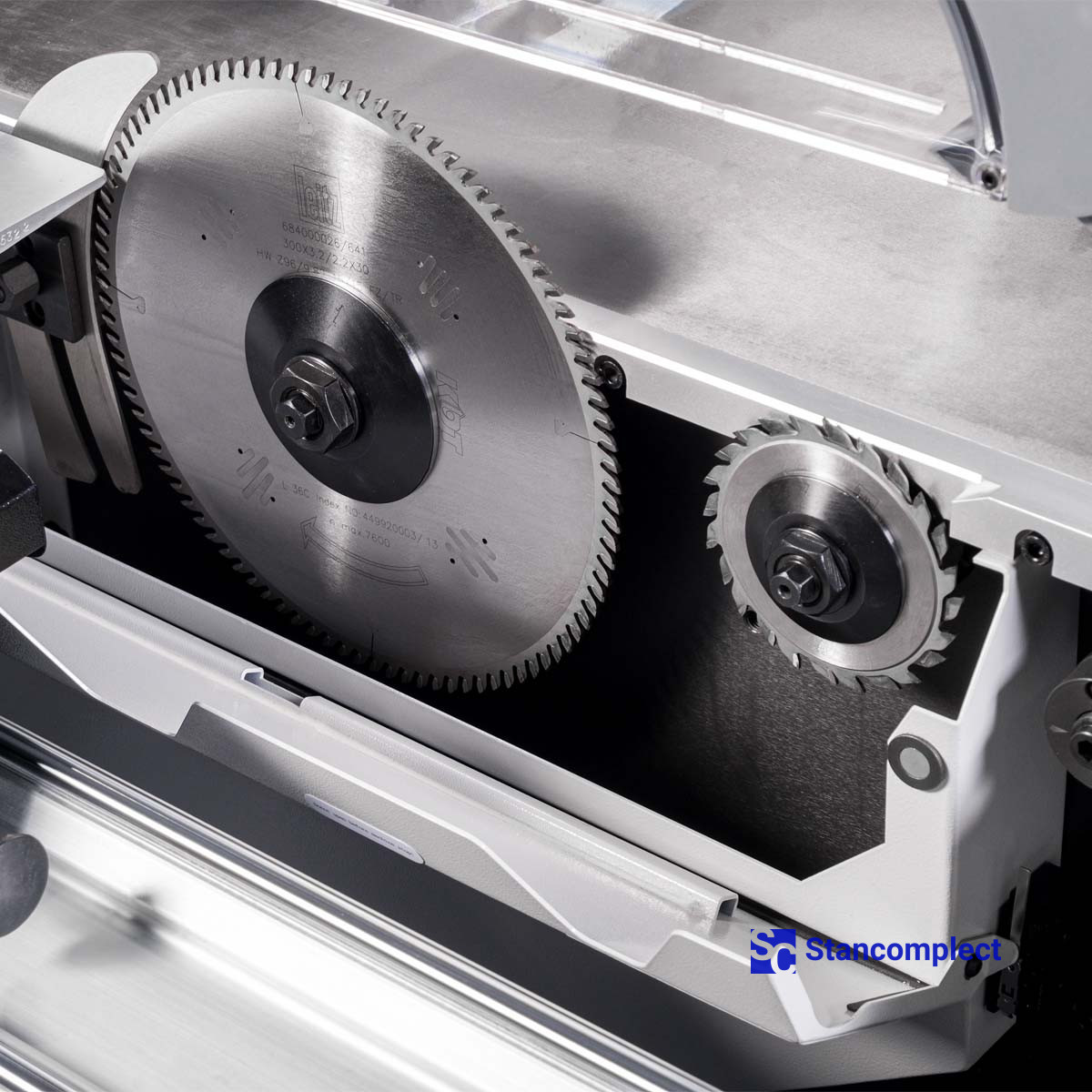 Sliding table panel saw KS-132C