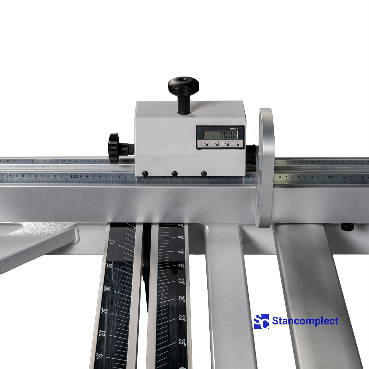 Sliding table panel saw KS-132K with servo drive