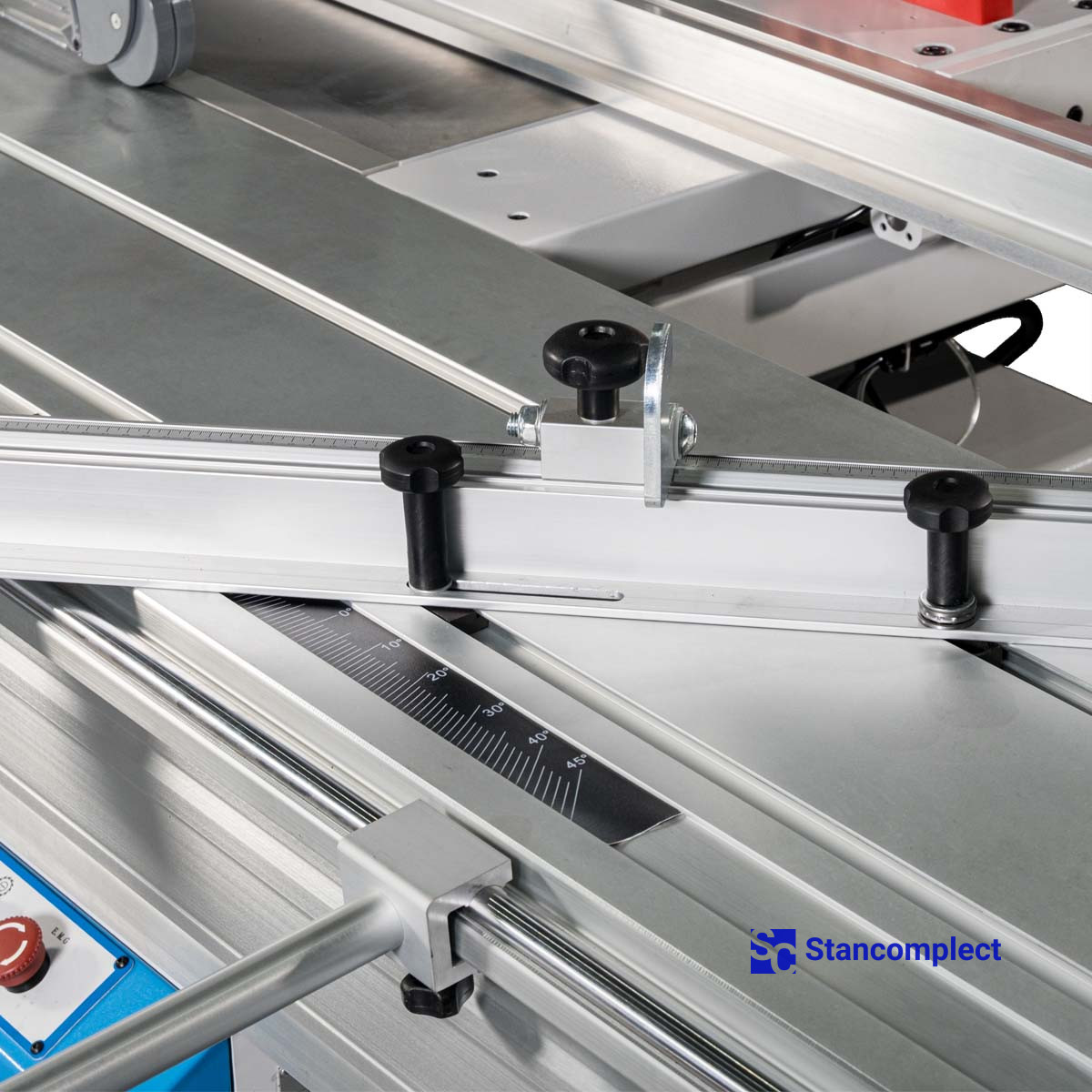 Sliding table panel saw KS-132K with servo drive