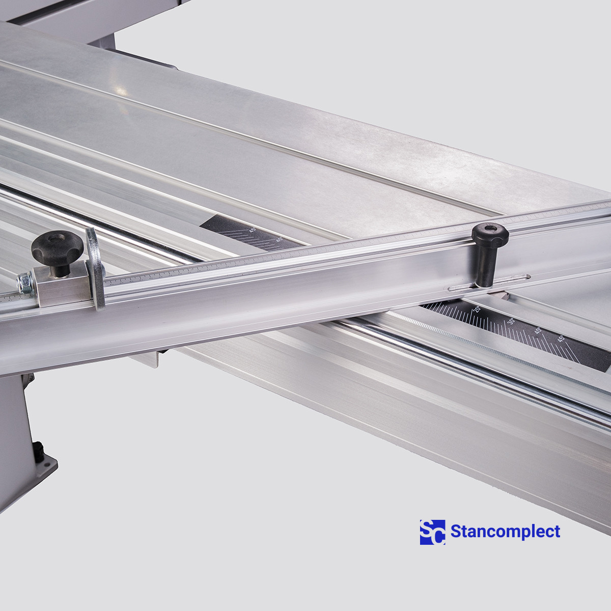 Sliding table panel saw KS-132PV with PC and servo drive