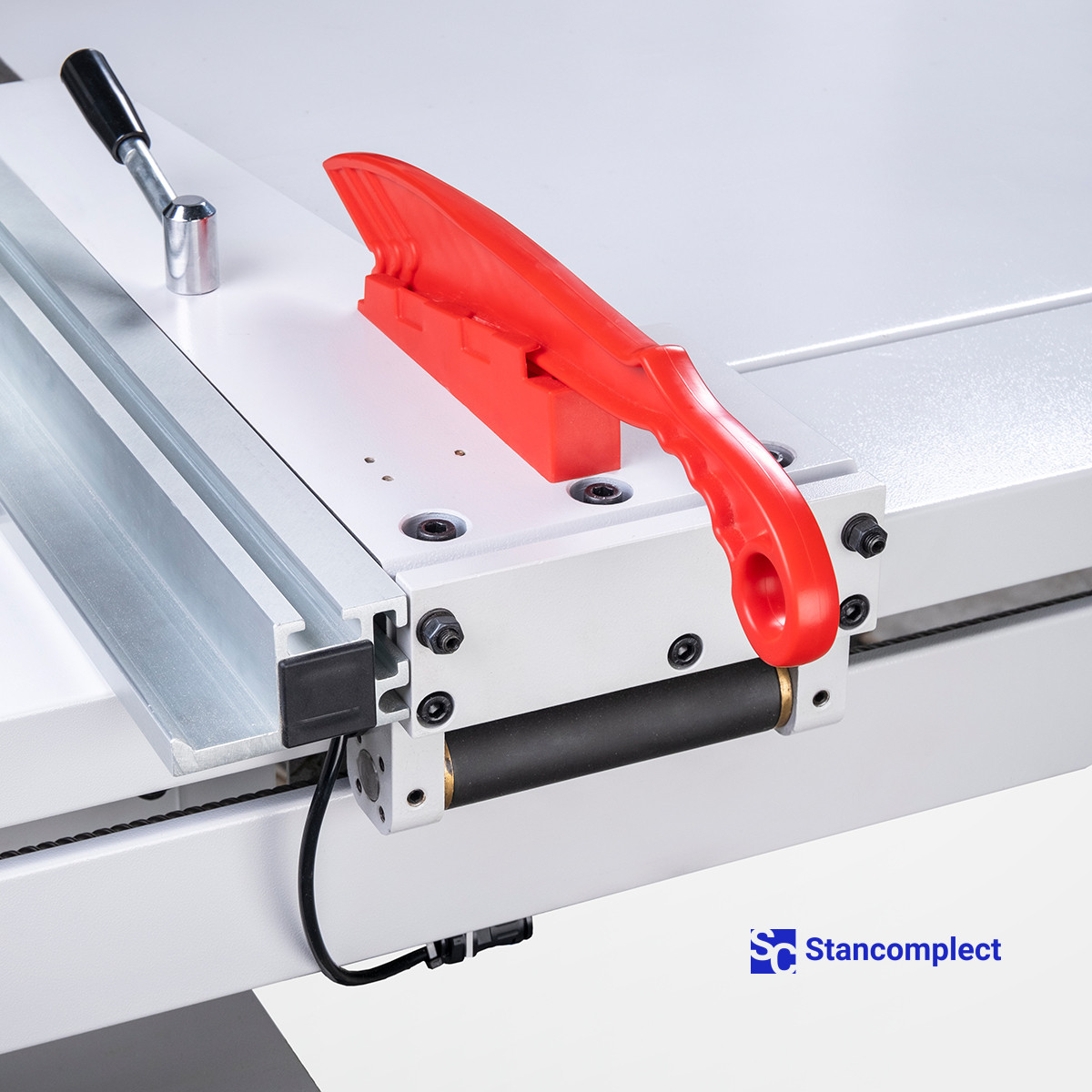 Sliding table panel saw KS-132PV with PC and servo drive
