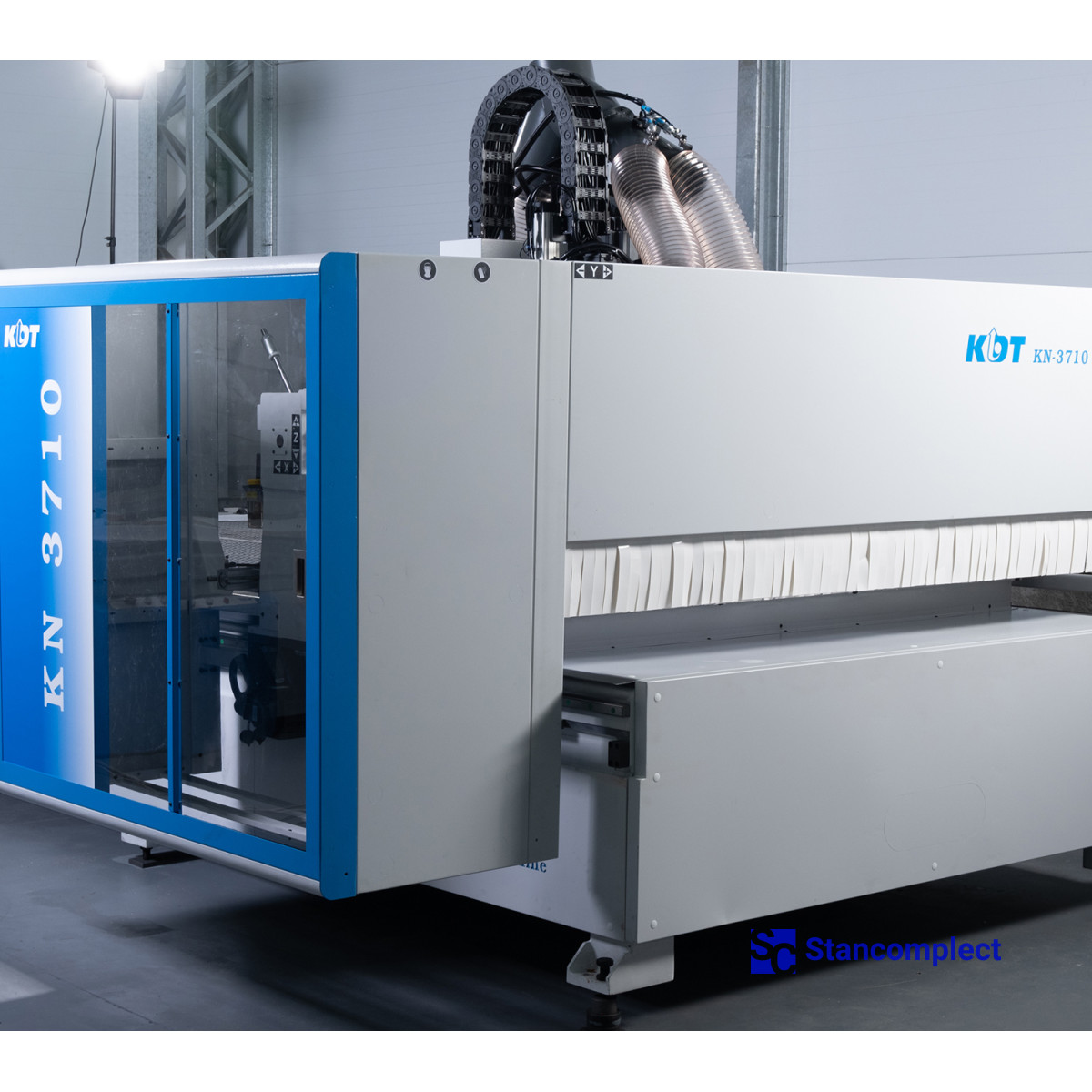 Automatic cutting line based on two machines KN-3710DE, processing area 3100x2150 mm