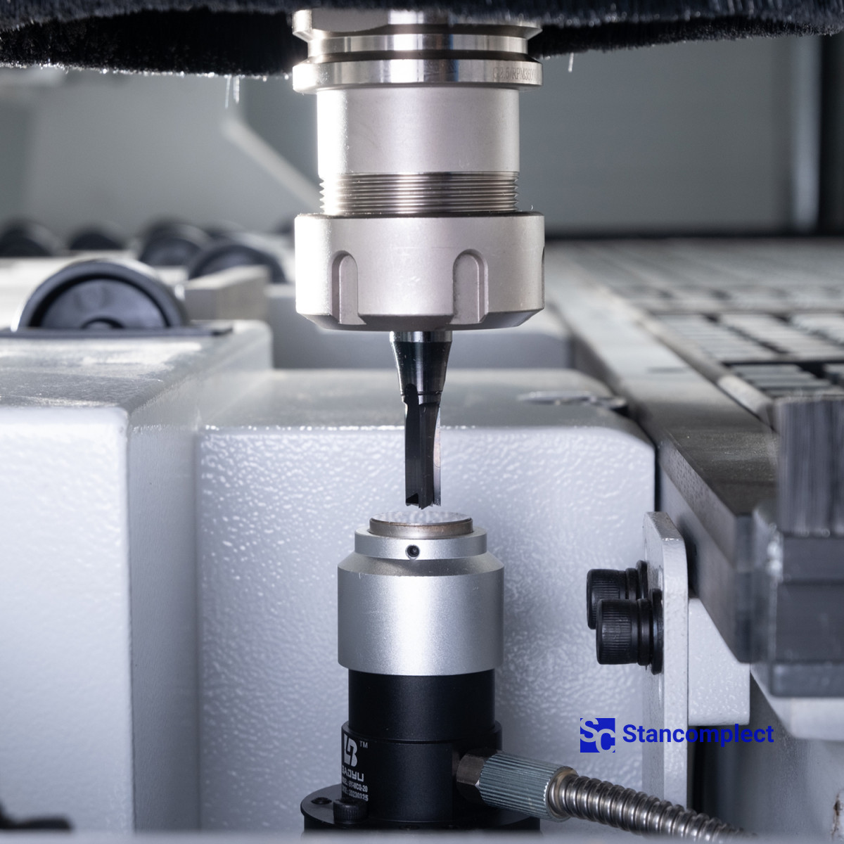 CNC machining center KN-3710DE, processing area 3100x2150 mm