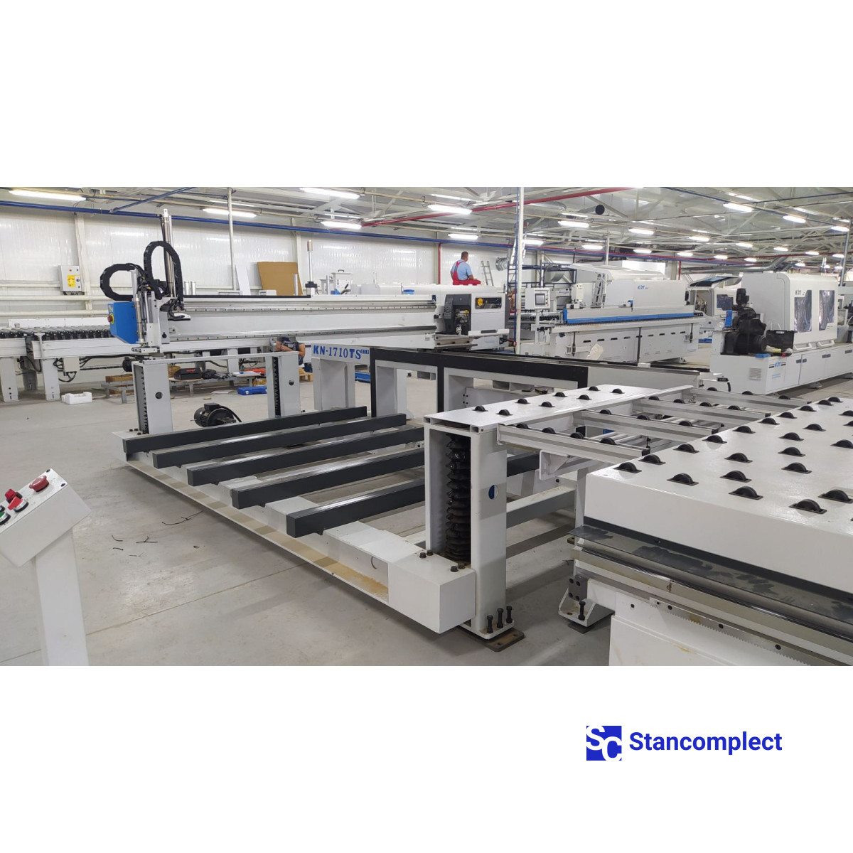 Loading table with label printing for nesting KHA-1710TS from KDT