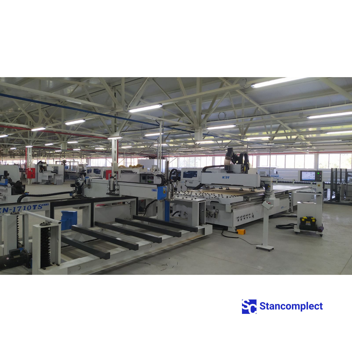 Loading table with label printing for nesting KHA-1710TS from KDT