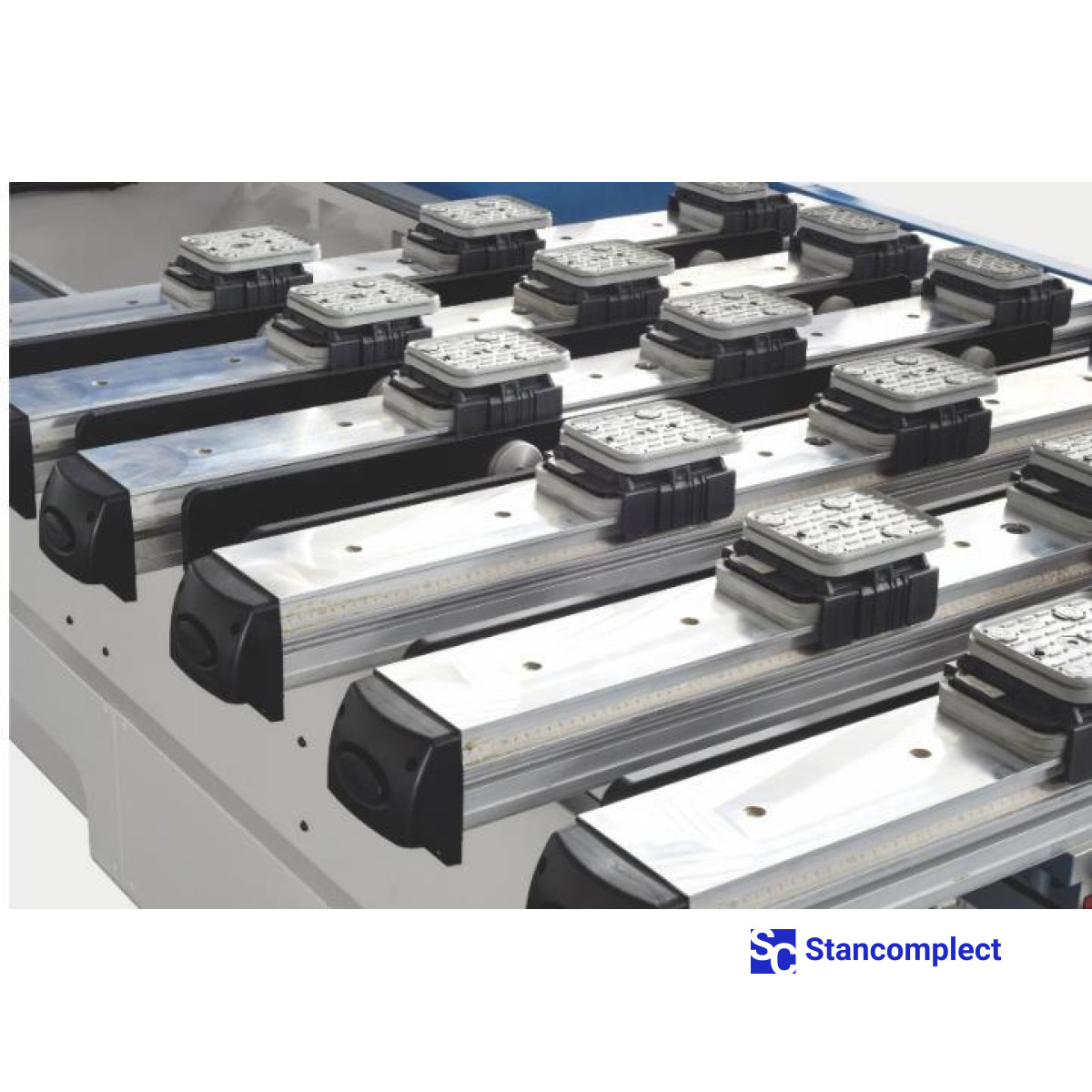 CNC posuvné obráběcí centrum KDT KN-6410C, obráběcí plocha 3250x1250 mm