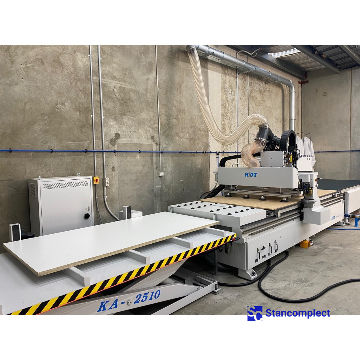 Hydraulic loading table KHA-2710  for KN-2710 and KN-3710 machining centers