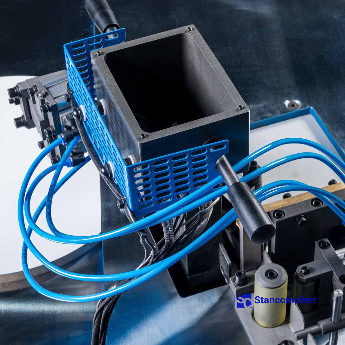 Curvilinear edge banding machine KDT-305M for PUR/EVA adhesive