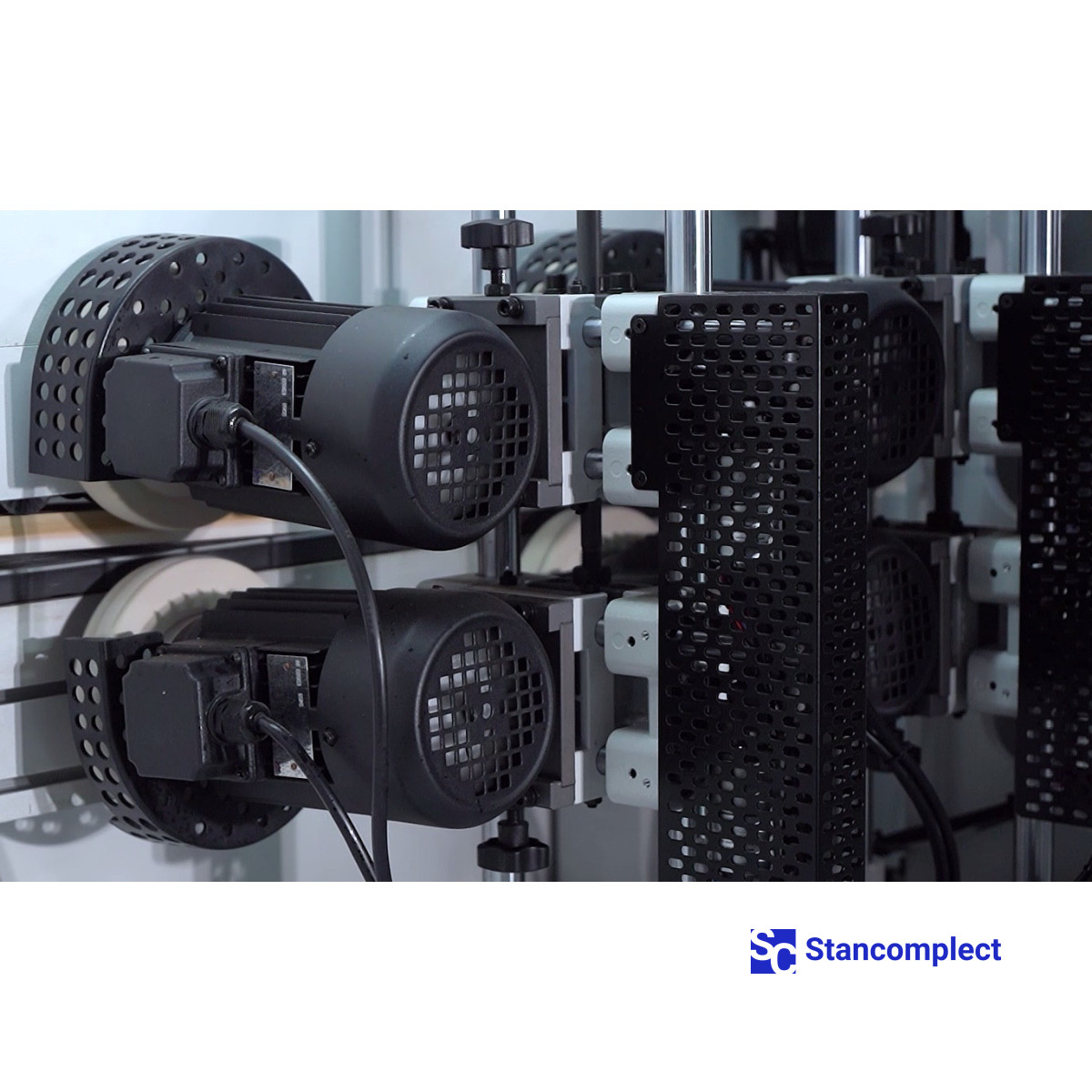 High Speed Edge Banding Machine KDT KE-526G