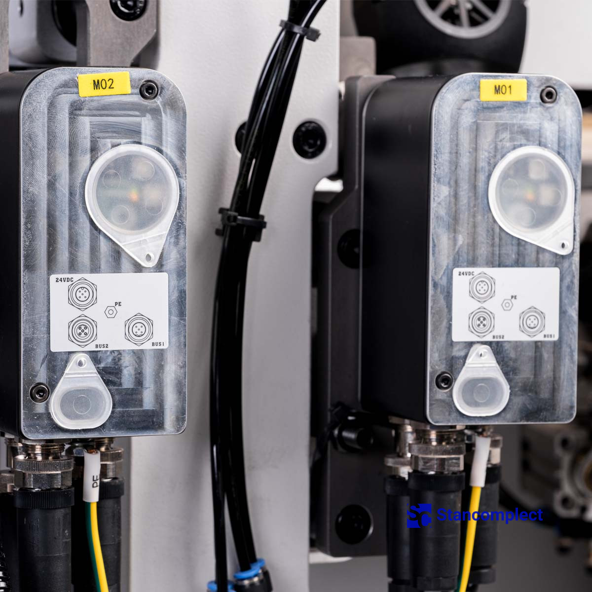 Edge banding machine KDT KE-710BTC4 with full servo adjustment and edge magazine