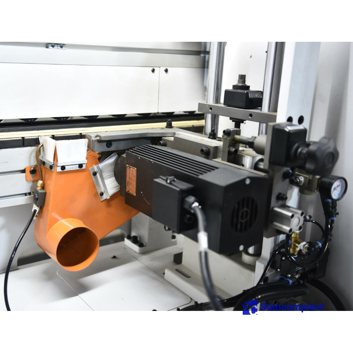 High Speed Edge Banding Machine KDT KE-520GHA