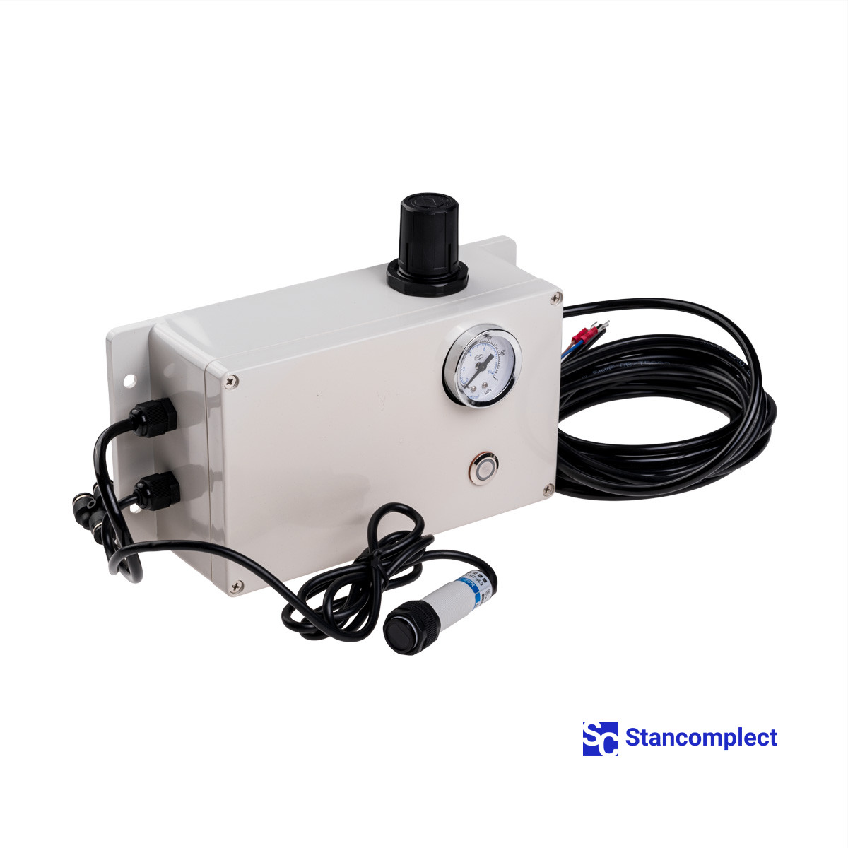 Spray system for edge banding machines