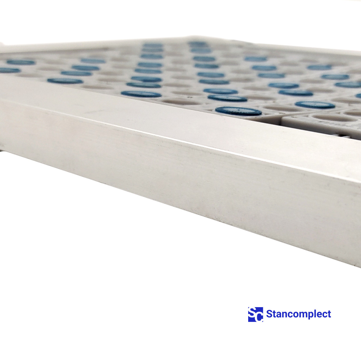 Adjustable substrate for vacuum presses
