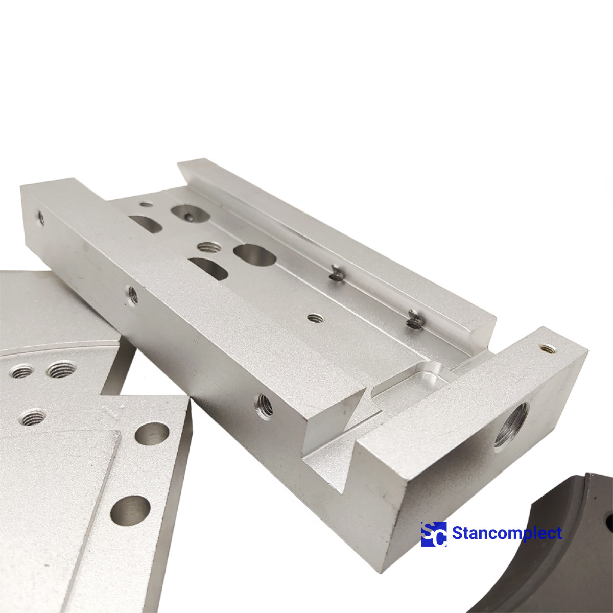 Майданчик похилого торцювального вузла для крайколичкувальних верстатів KDT