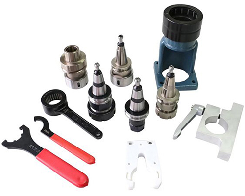 Zařízení pro CNC frézky (upínače, kleštiny, klíče, matice, upínací přípravek)