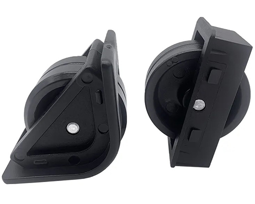 Plastic rollers for CNC beam saws