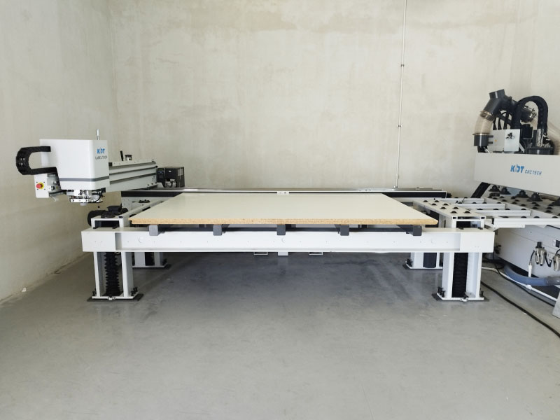 Loading table with label printing for nesting KHA-1710